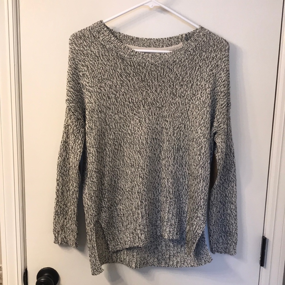 Harper Heritage by Francesca’s Black and White Knit Sweater, Size Small